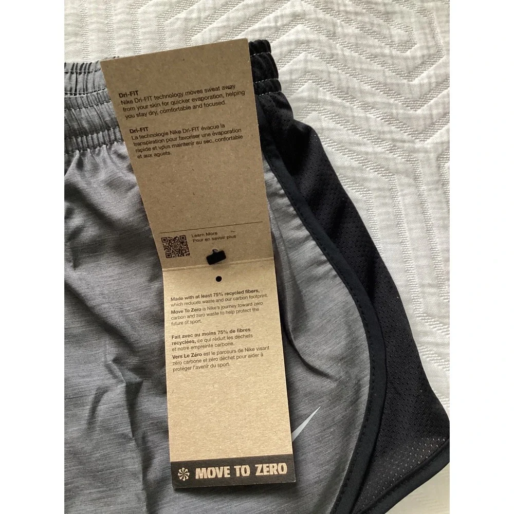 Nike‎ Kids Running Shorts Gray Black Dri-FIT Standard Fit Size M NWT